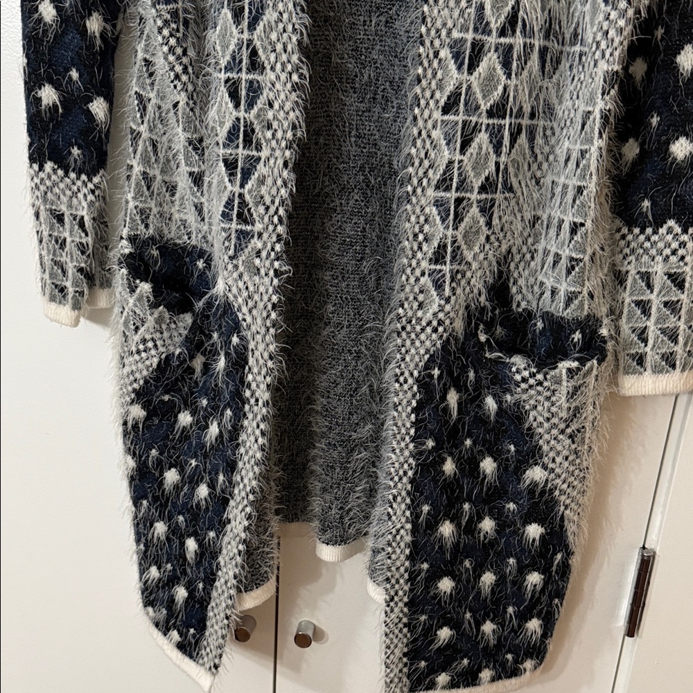 Picadilly Black and Gray Geometric Cardigan - Picture 3 of 9